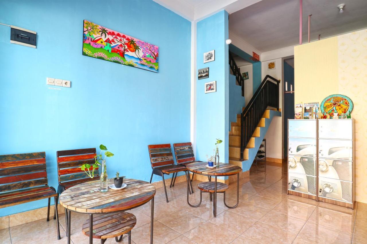 Balini 9 Hostel Dempassar Exterior foto