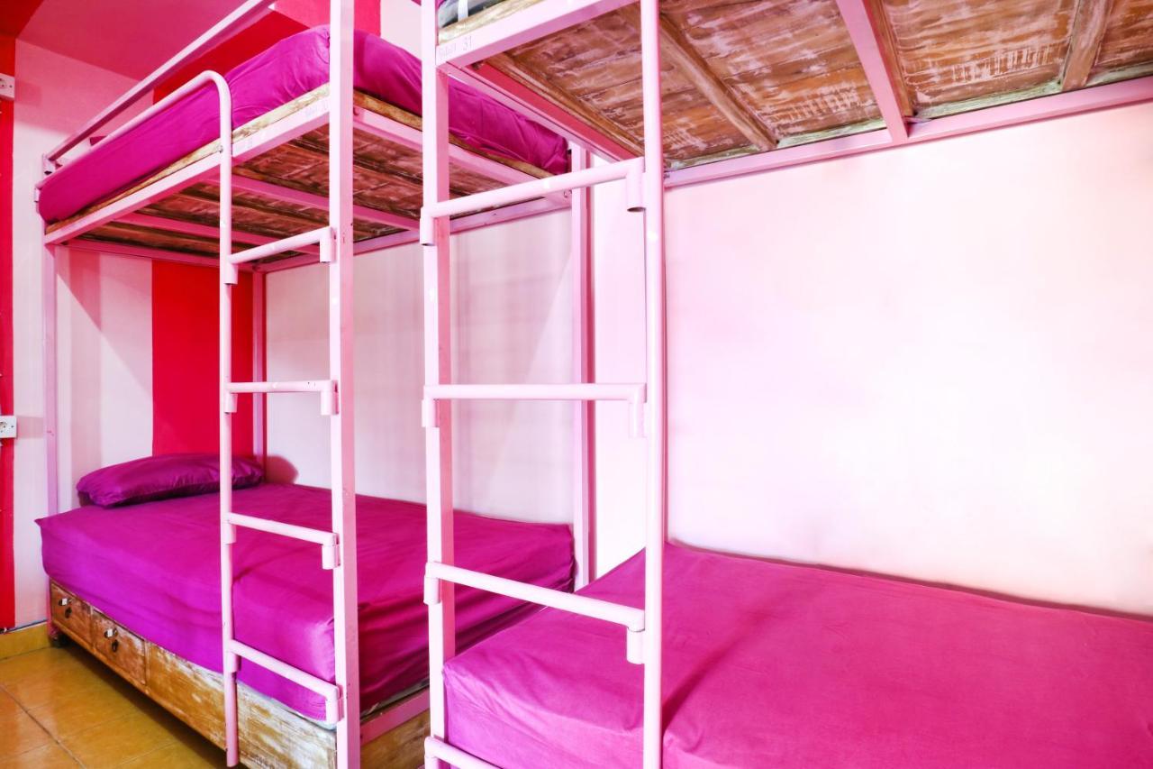 Balini 9 Hostel Dempassar Exterior foto